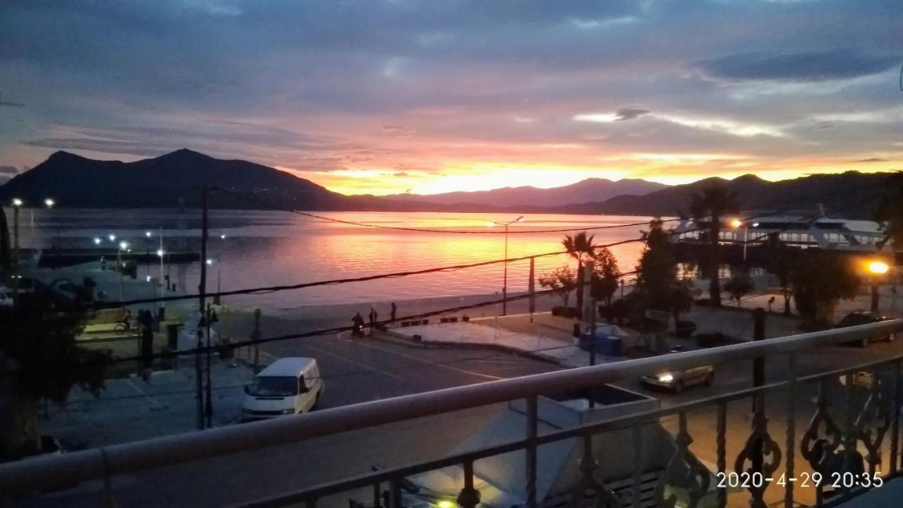 Palatino Hotell Loutrá Edipsoú Eksteriør bilde