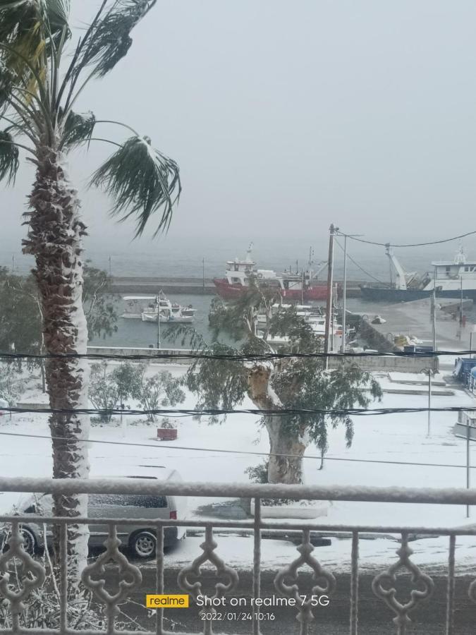 Palatino Hotell Loutrá Edipsoú Eksteriør bilde