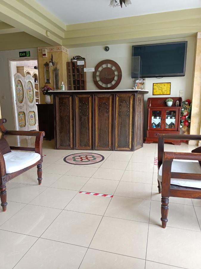 Palatino Hotell Loutrá Edipsoú Eksteriør bilde