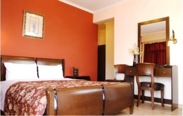 Palatino Hotell Loutrá Edipsoú Eksteriør bilde