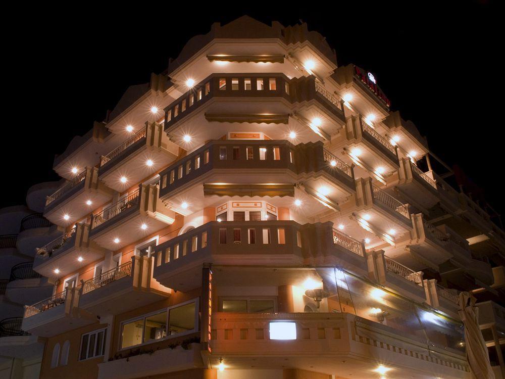 Palatino Hotell Loutrá Edipsoú Eksteriør bilde